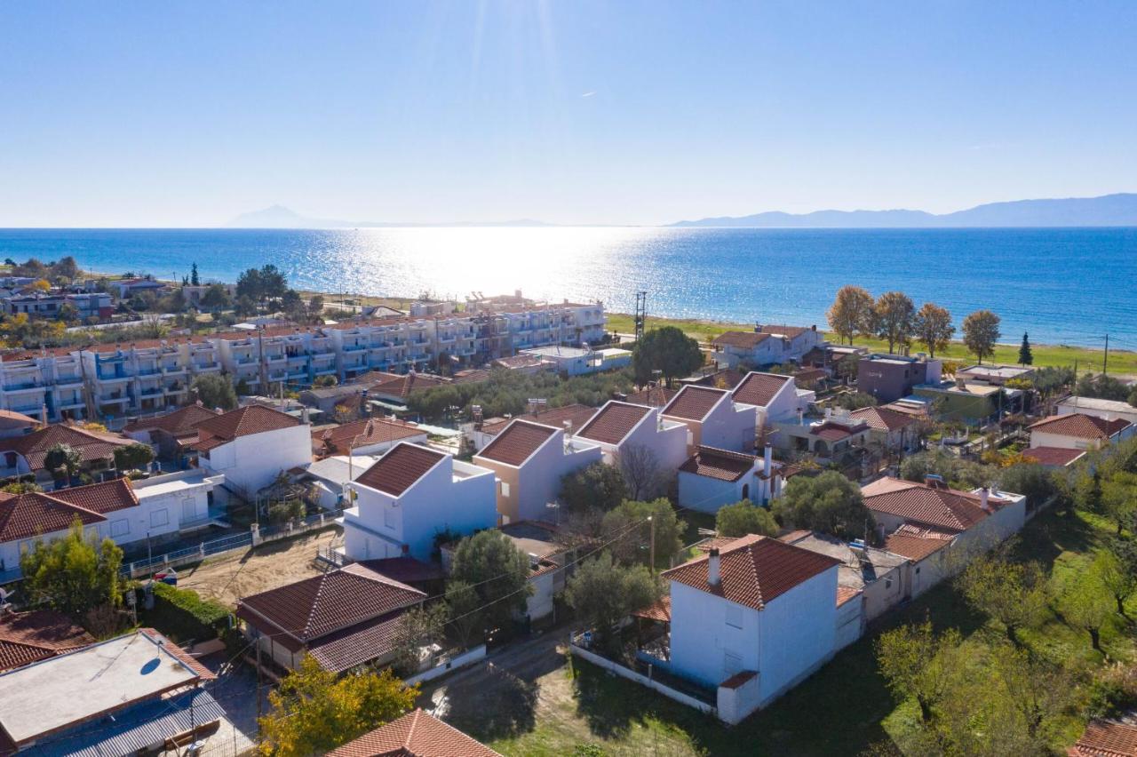 Ferienwohnung Dionysos Residential Complex Ofrínion Exterior foto
