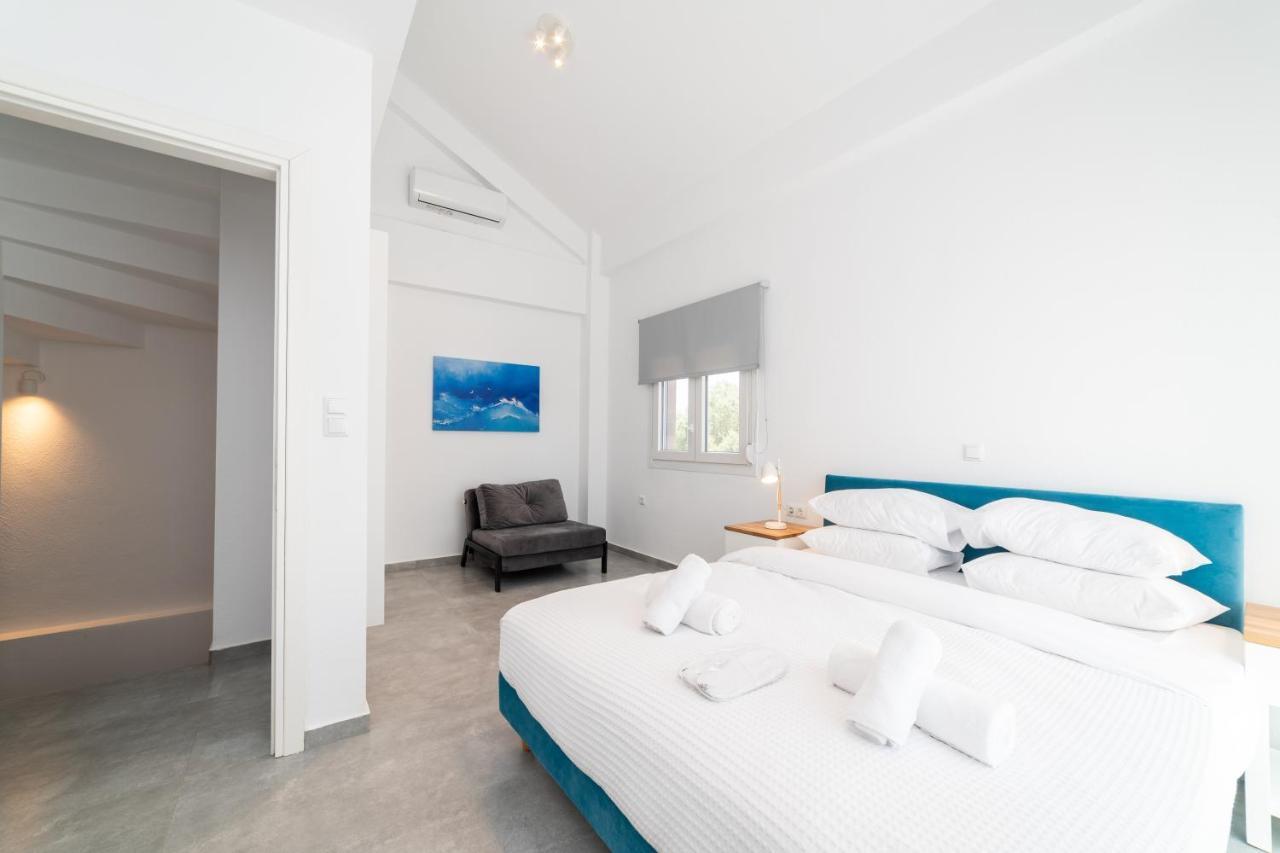 Ferienwohnung Dionysos Residential Complex Ofrínion Exterior foto